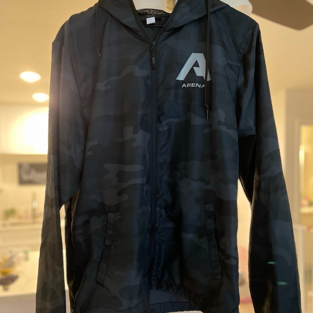Arena Lightweight Dark Camo Windbreaker